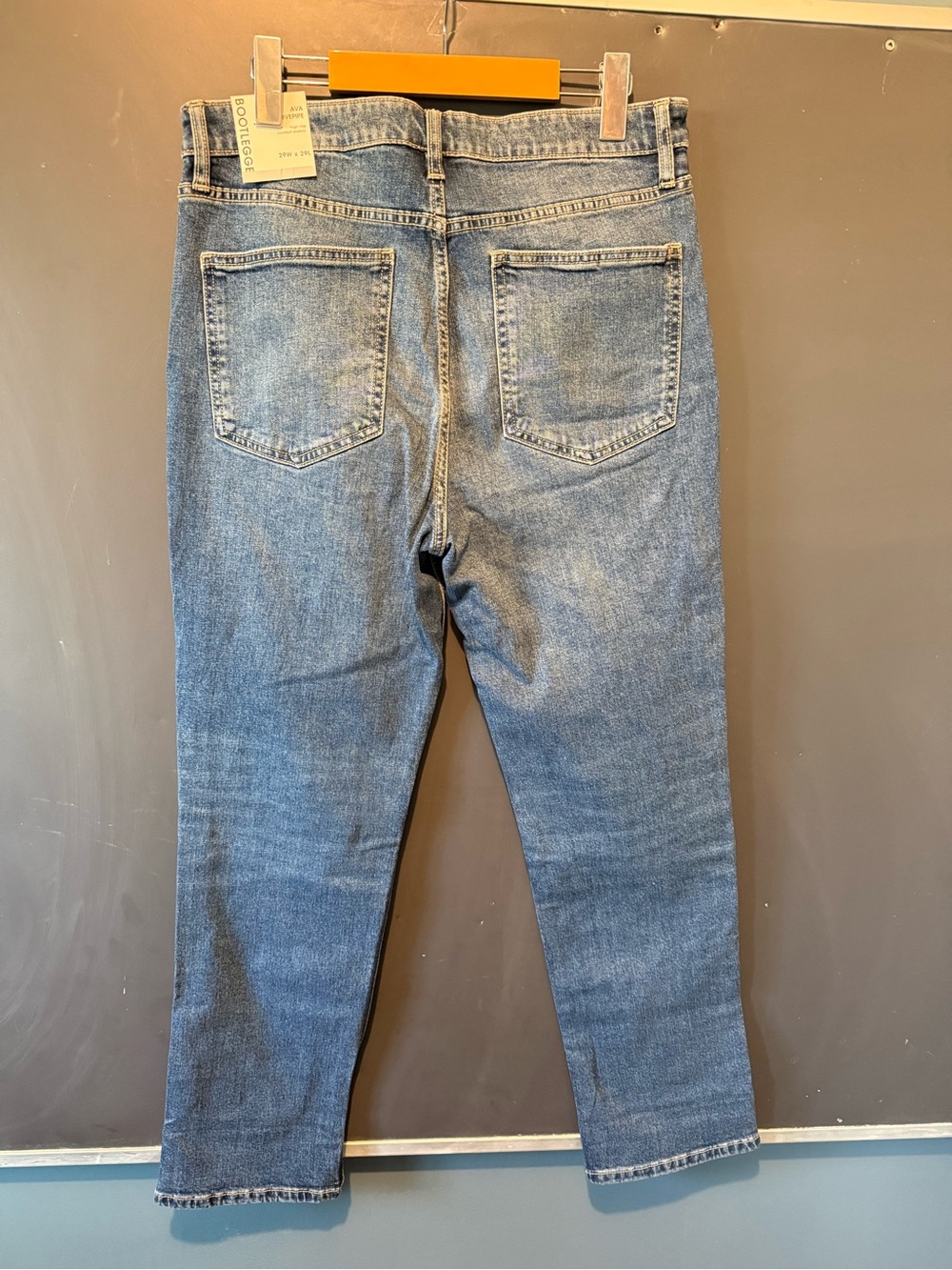 Bootlegger High-Rise Ava Stovepipe Women's Blue Jeans - Picture 2 of 3